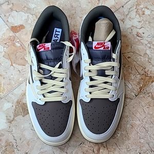 Travis Scott reverse mocha